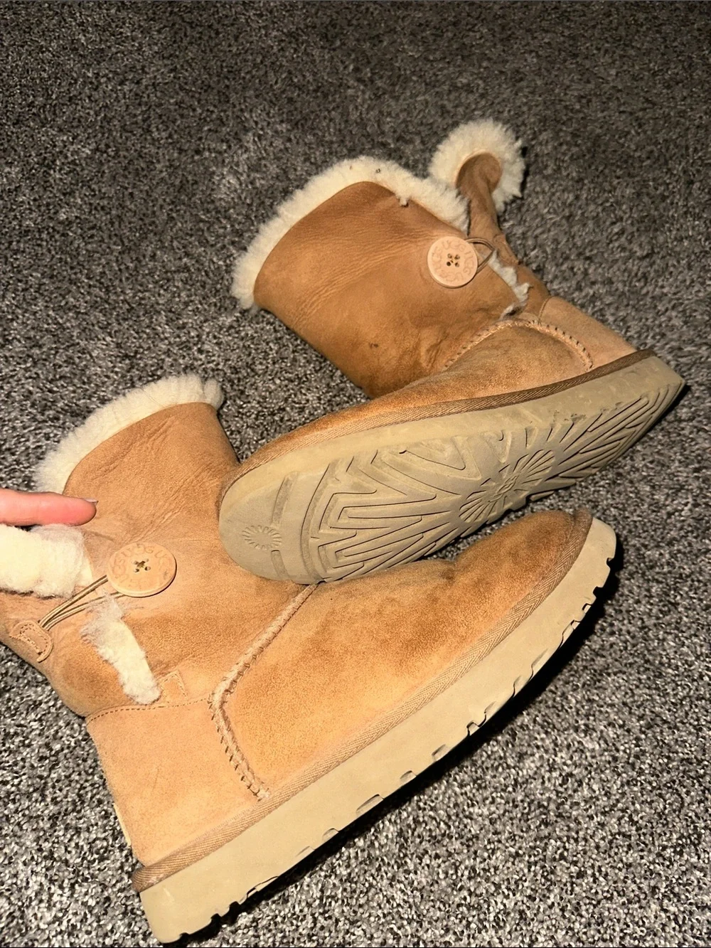 UGG Classic Shearling-Lined Slip-On Boots - Chestnut size 8 Winter Warm